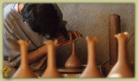 (αγγειοπλάστης: Χατζηνικολάκης Γ. φωτ. Πλουμάκης Γ. 1989 )